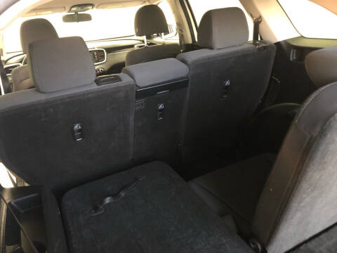 2020 Kia Sorento LX V6