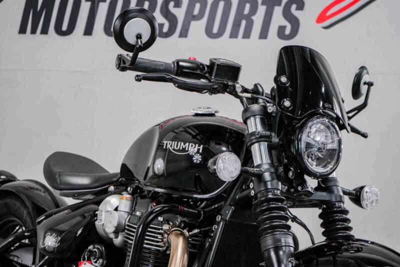 2022 Triumph Bonneville Bobber