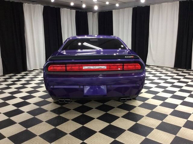 2010 Dodge Challenger SRT8