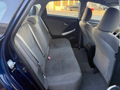 2012 Toyota Prius Two