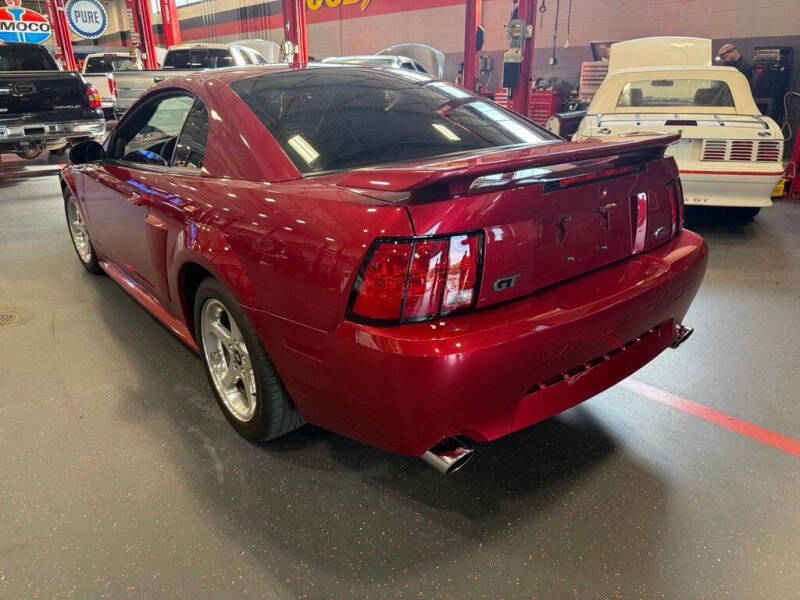 2003 Ford Mustang