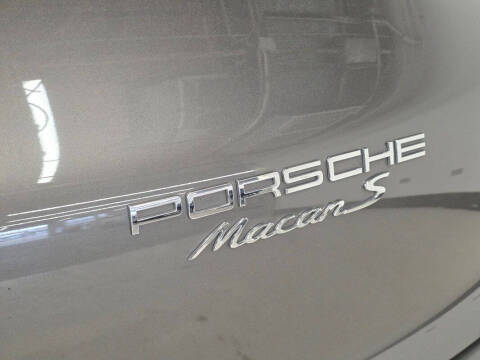 2016 Porsche Macan S