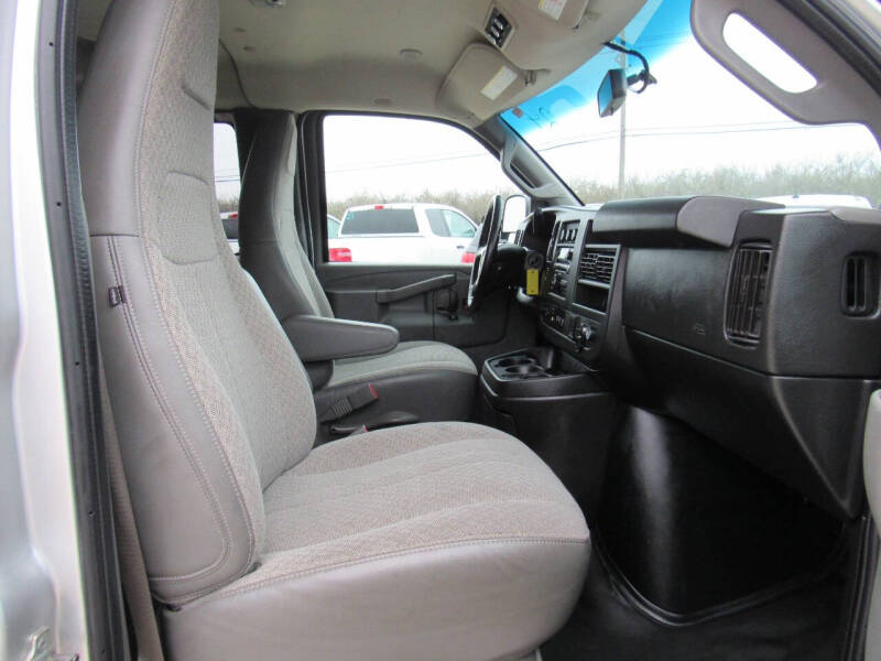 2019 Chevrolet Express LS 2500