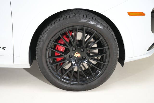 2021 Porsche Cayenne GTS