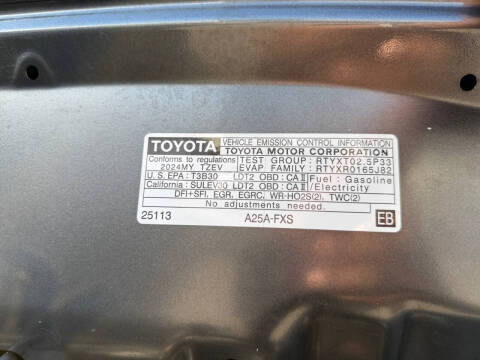 2024 Toyota RAV4 Prime SE
