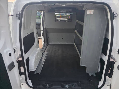 2017 Nissan NV200