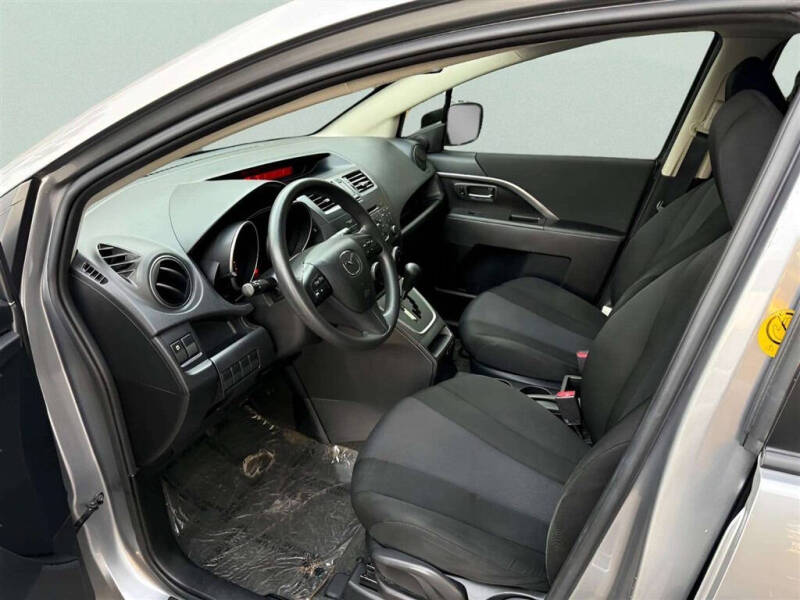 2015 Mazda MAZDA5 Sport