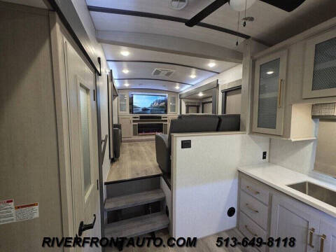 2024 Forest River Heritage Glen Hyper Lite