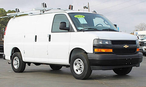 2024 Chevrolet Express 2500