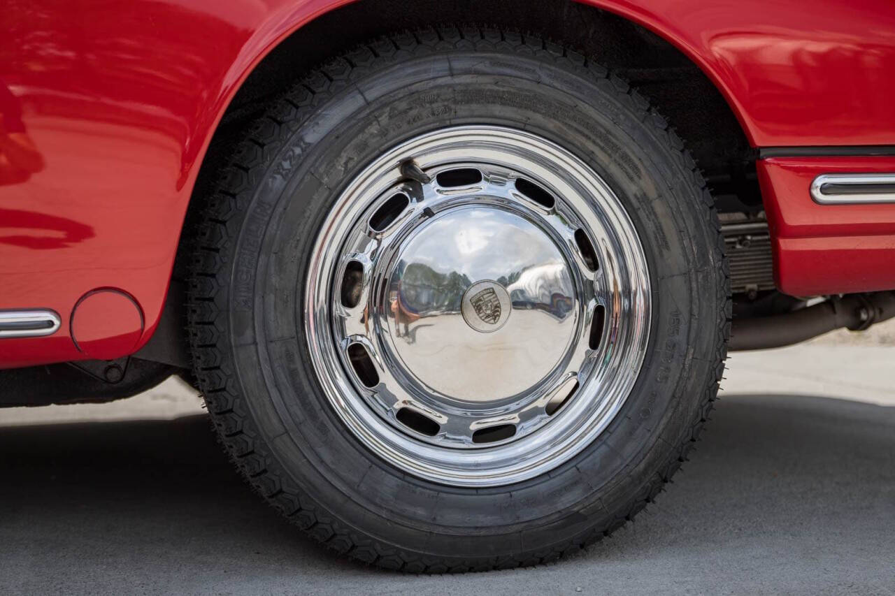 1966 Porsche 911 11