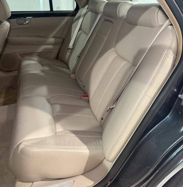 2010 Cadillac DTS Luxury Collection