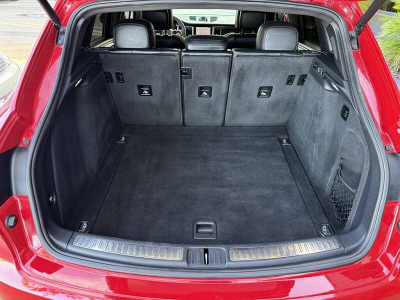 2017 Porsche Macan GTS