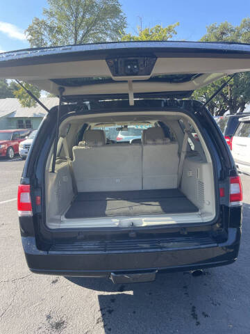 2017 Lincoln Navigator L Reserve