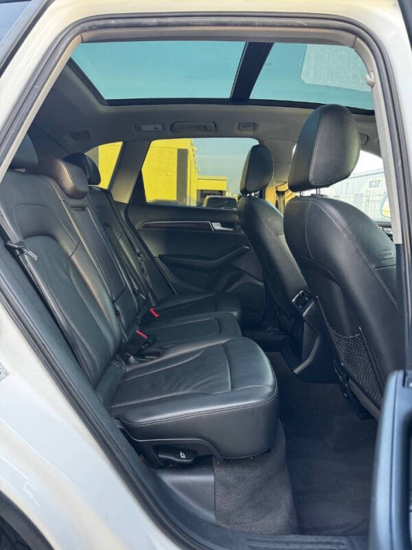 2012 Audi Q5 3.2 quattro Premium Plus