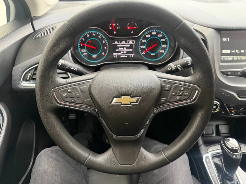 2018 Chevrolet Cruze LT Auto