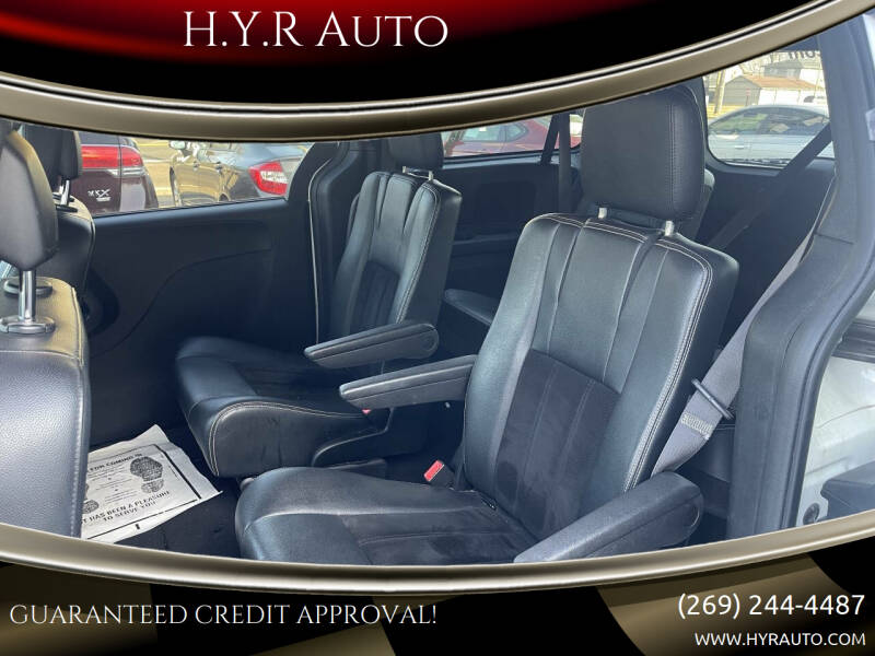 2017 Dodge Grand Caravan SXT's photo