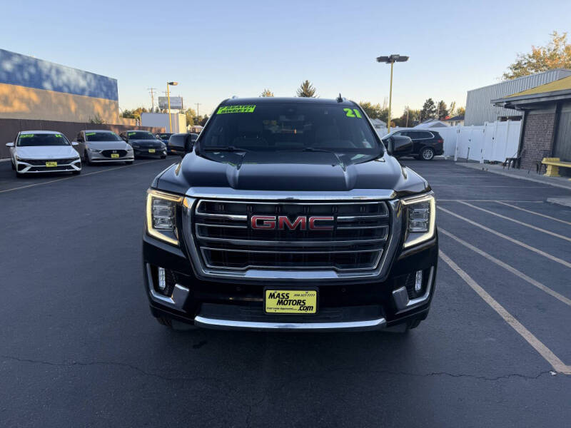 2021 GMC Yukon SLT