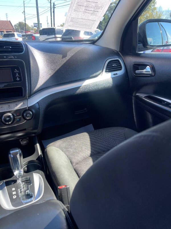 2012 Dodge Journey SE