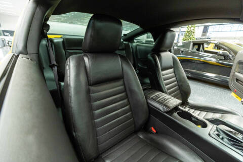 2005 Ford Mustang GT Premium