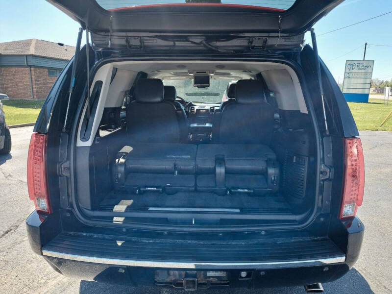 2012 Cadillac Escalade Luxury - Photo 16
