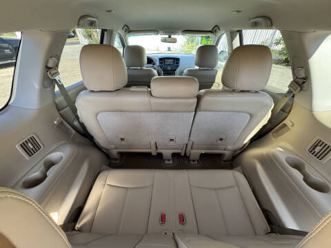 2014 Nissan Pathfinder SL