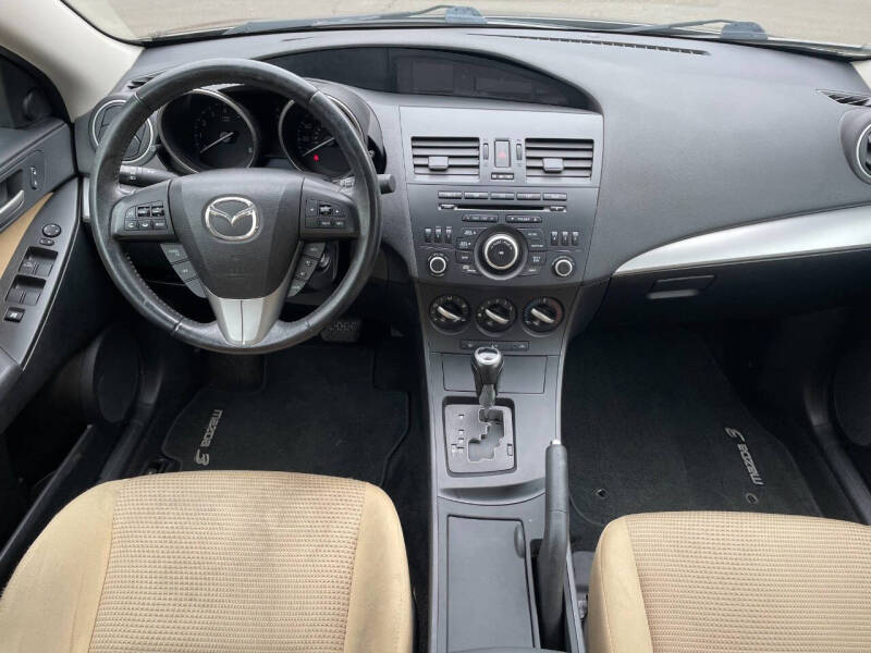 2012 Mazda MAZDA3 i Touring
