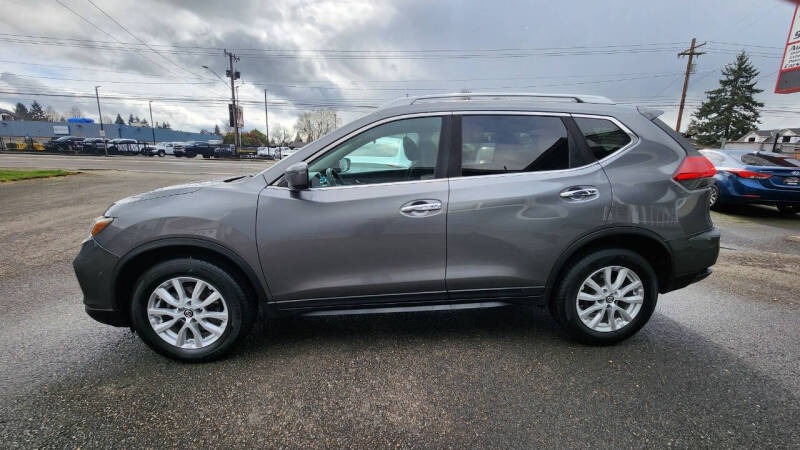 2017 Nissan Rogue SV