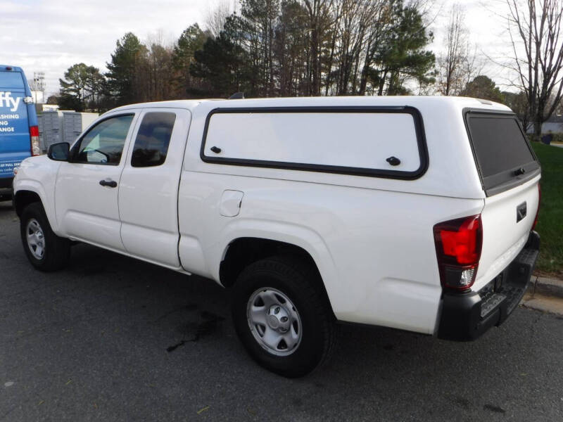 2021 Toyota Tacoma SR photo 4