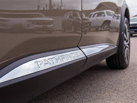 2024 Nissan Pathfinder Platinum