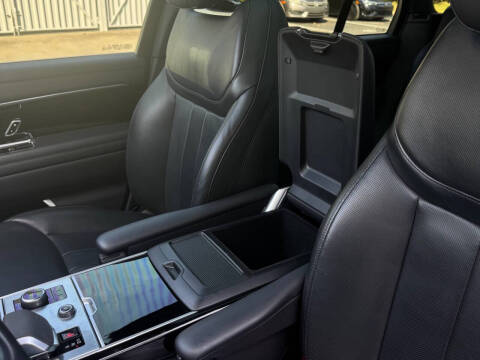 2023 Land Rover Range Rover P530 SE