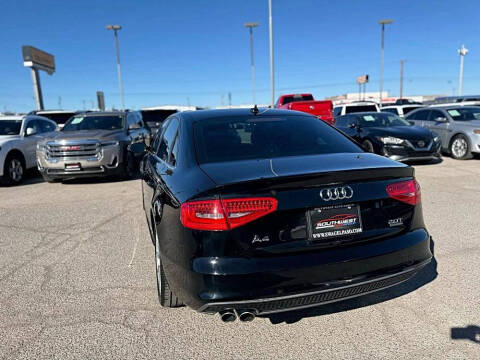 2016 Audi A4 2.0T quattro Premium