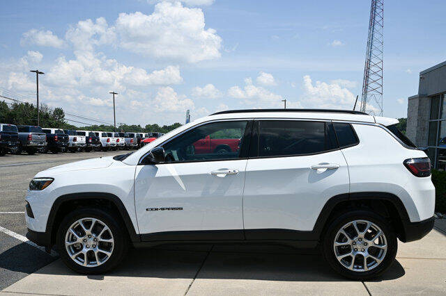 2024 Jeep Compass Latitude Lux