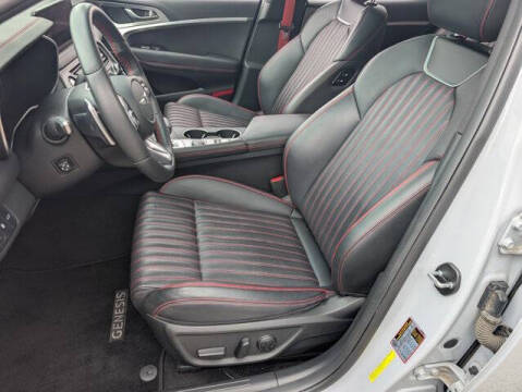 2023 Genesis G70