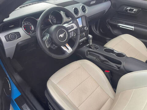 2017 Ford Mustang EcoBoost Premium
