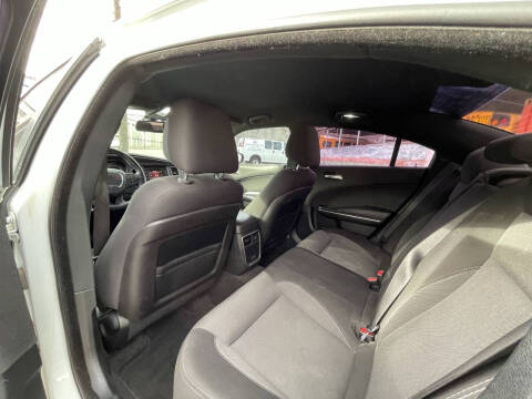 2015 Dodge Charger SE