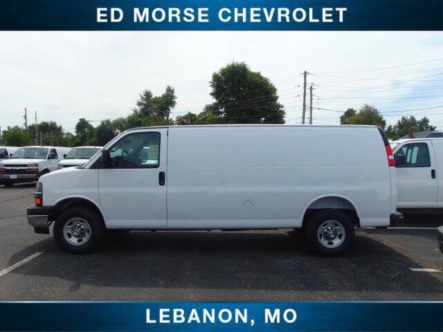 2025 Chevrolet Express 2500