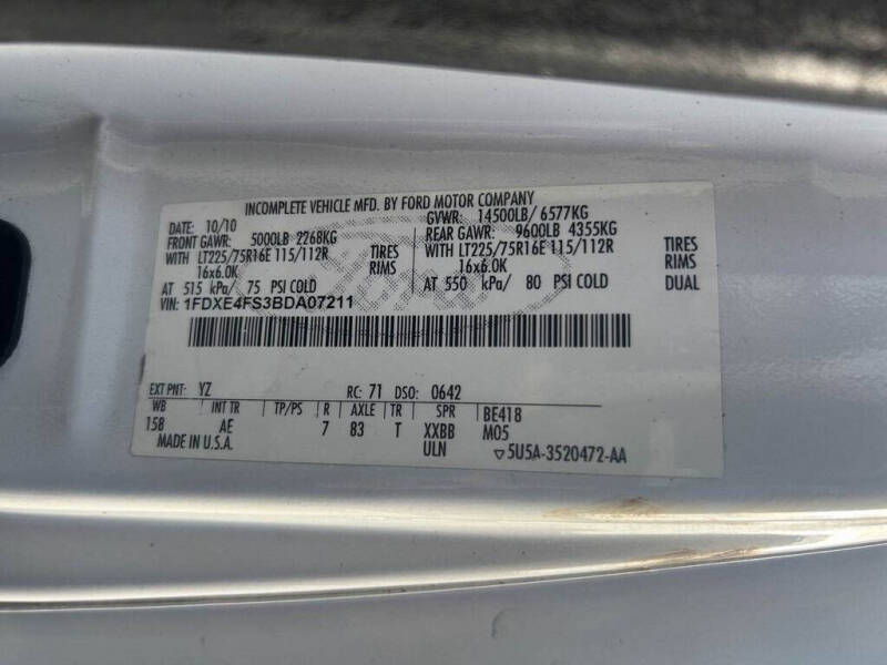 2011 Ford E-Series E-450 SD