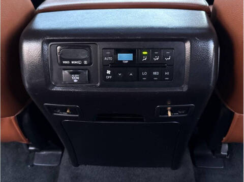 2016 Toyota Sequoia Platinum