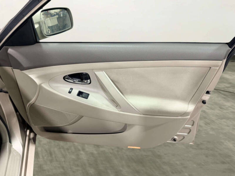 2007 Toyota Camry LE