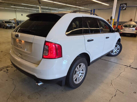 2011 Ford Edge SE