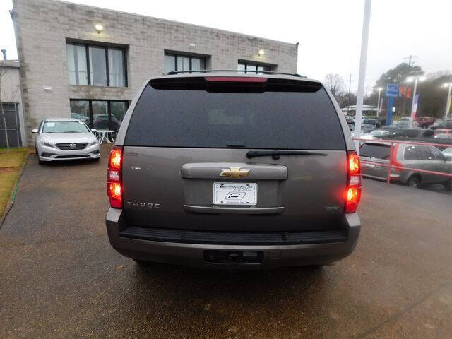 2011 Chevrolet Tahoe LS