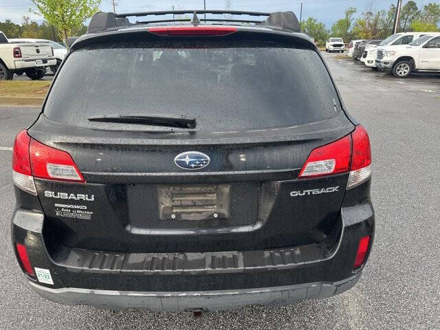 2011 Subaru Outback 2.5i Limited