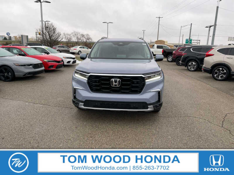 2025 Honda Pilot Touring's photo