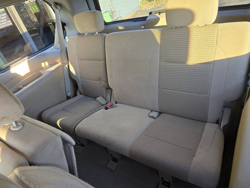 2012 Nissan Armada SV