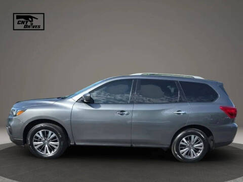 2020 Nissan Pathfinder S