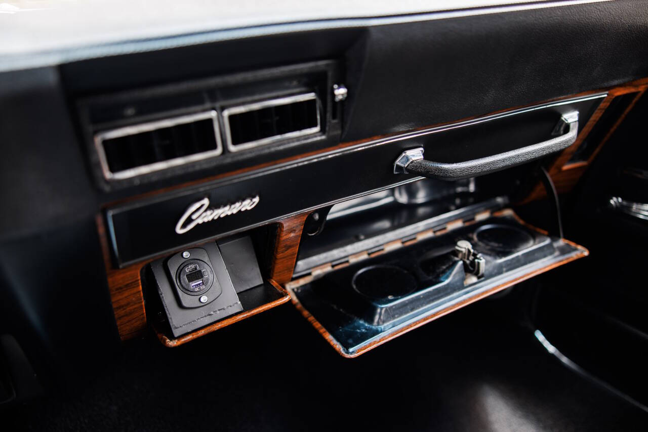 1969 Chevrolet Camaro 28