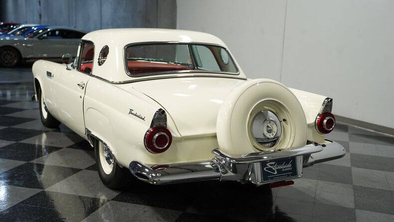 1956 Ford Thunderbird