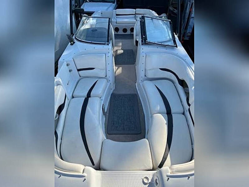 2001 Four Winns FUNSHIP 254