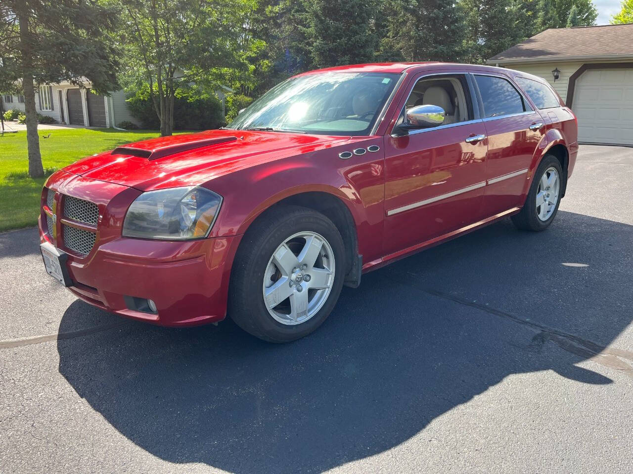 2005 Dodge Magnum 59