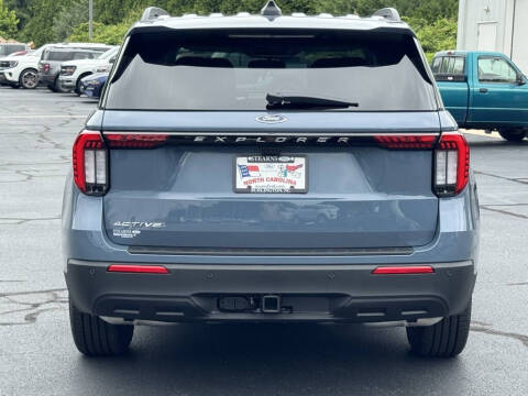 2025 Ford Explorer Active